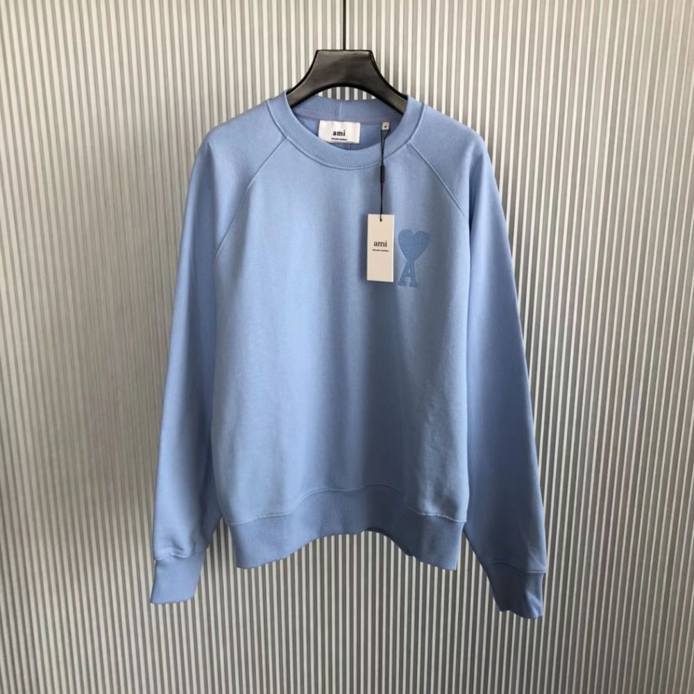 ami's latest collection of sweaters 🍀🍀🍀